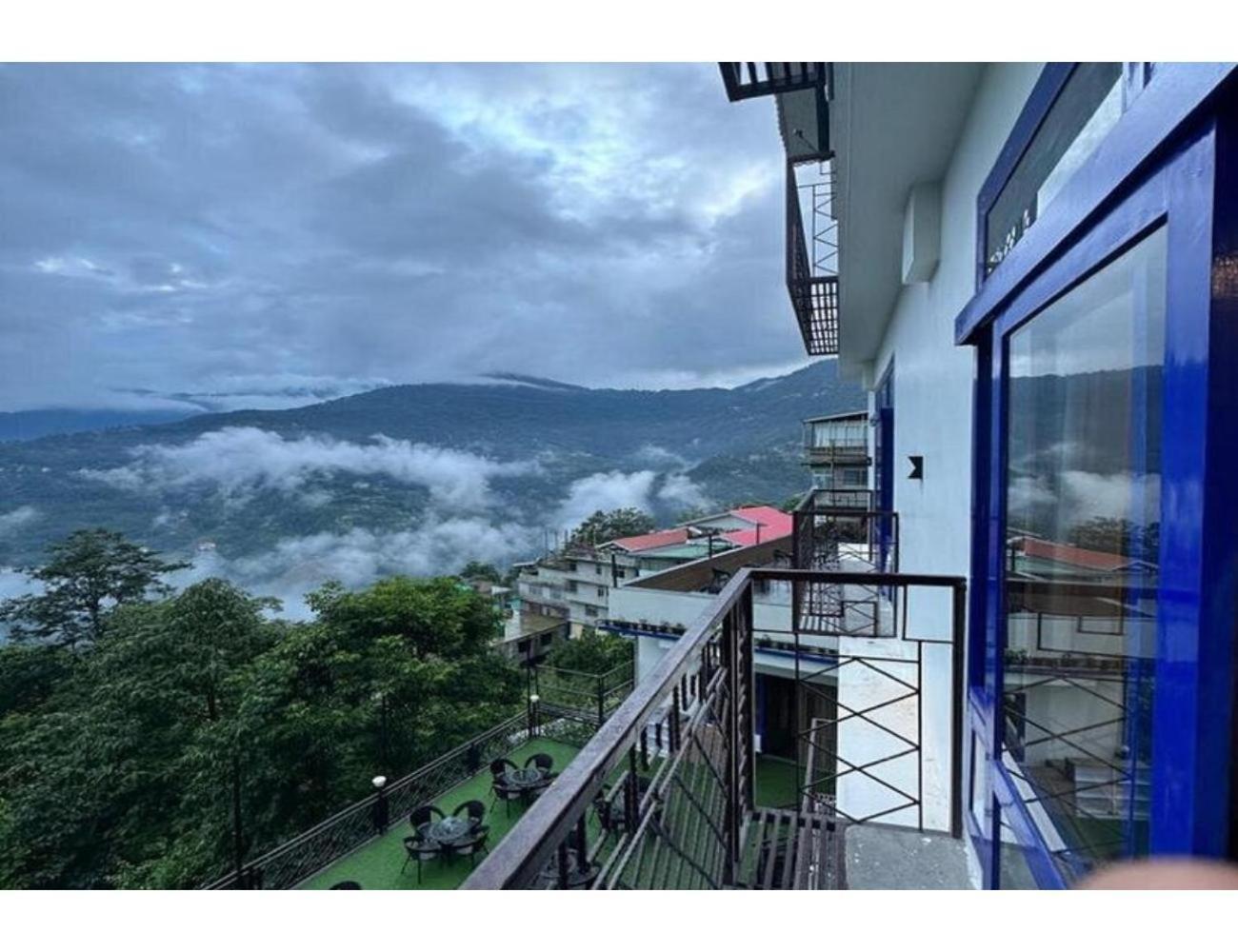 Sona Lodge, Siliguri Zewnętrze zdjęcie